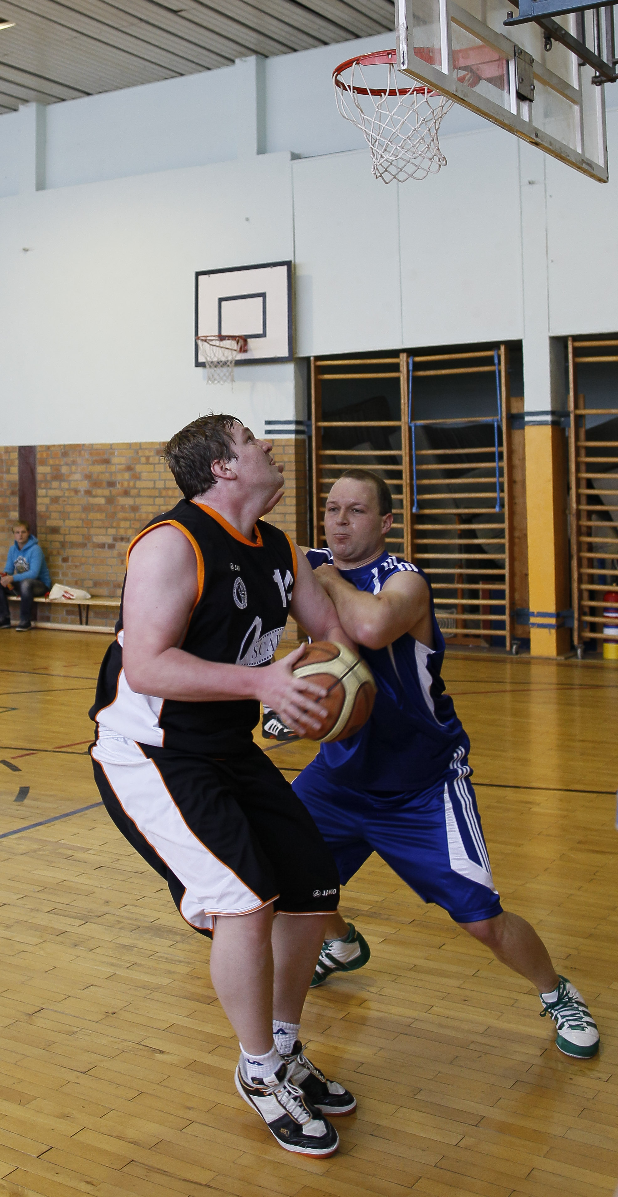 Landesliga Herren: In den Heimspielen knappe Niederlage gegen USV Potsdam II, Sieg gegen Frankfurt