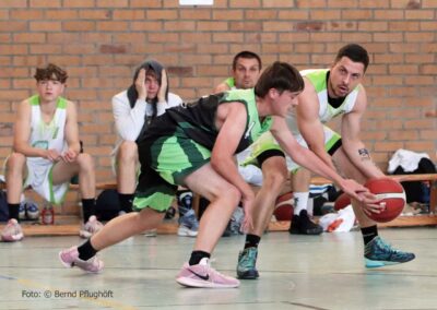 Bezirksliga Herren: Sieg und Niederlage am 05.10.25 beim Heimturnier